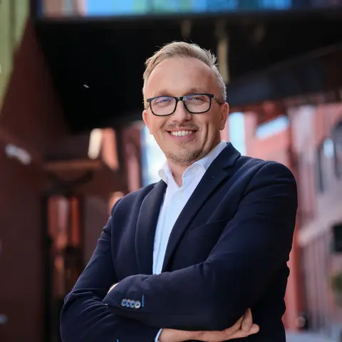 Ilmar Käär annab tagasisidet Alexela AI-koolituse kohta
