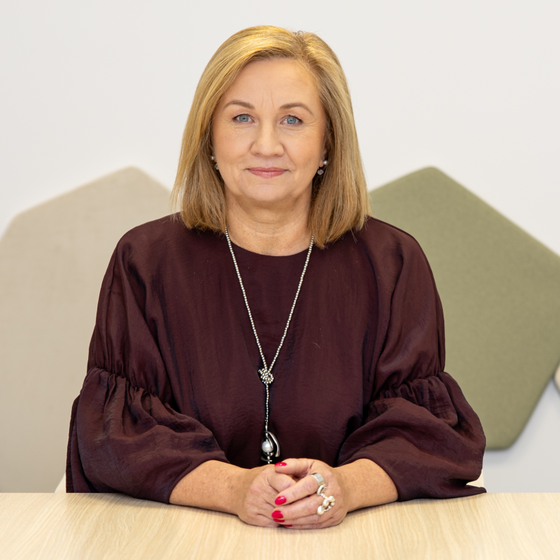 Pille Plees IIZI kindlustusmaakler